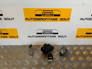 Usados Juego de cerraduras Audi S5 Cabriolet (8F7) Precio € 89,99 Norma de margen ofrecido por Autodemontage Gout