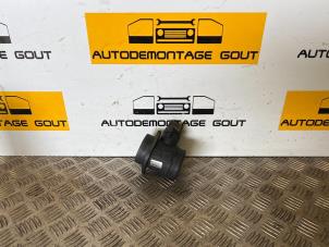 Usados Medidor de masa de aire Audi TT Roadster (8N9) 1.8 20V Turbo Precio € 19,99 Norma de margen ofrecido por Autodemontage Gout