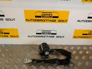 Used Rear seatbelt, right Volkswagen Golf VI (5K1) Price € 19,99 Margin scheme offered by Autodemontage Gout