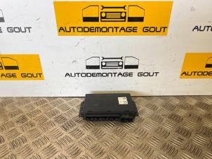 Usados Módulo de confort Audi TT (8N3) 1.8 T 20V Quattro Precio € 59,99 Norma de margen ofrecido por Autodemontage Gout
