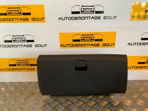 Used Glovebox Toyota Aygo (B40) 1.0 12V VVT-i Price € 24,99 Margin scheme offered by Autodemontage Gout