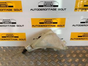 Used Front windscreen washer reservoir Audi TT Roadster (8N9) Price € 19,99 Margin scheme offered by Autodemontage Gout