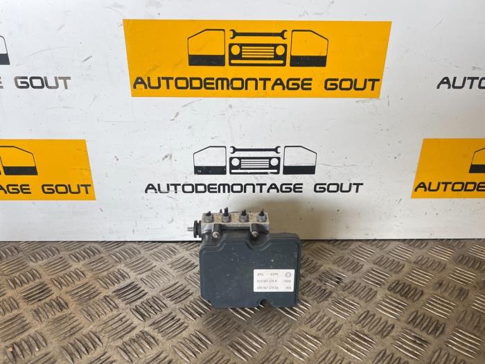 Used ABS pump Volkswagen Polo V (6R) 1.8 GTI 16V Price € 45,00 Margin scheme offered by Autodemontage Gout