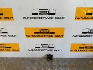 Gebrauchte Regensensor Renault Trafic New (JL) 2.5 dCi 16V 145 Preis € 29,99 Margenregelung angeboten von Autodemontage Gout