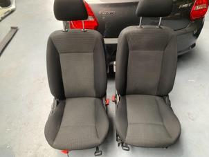 Gebrauchte Sitzen L + R Mercedes A (W169) Preis € 149,99 Margenregelung angeboten von Autodemontage Gout