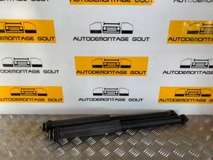 Used Shock absorber kit Peugeot 107 1.0 12V Price € 24,99 Margin scheme offered by Autodemontage Gout