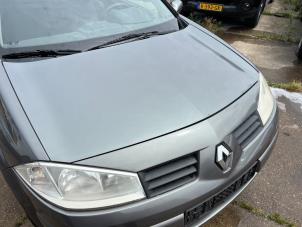 Used Bonnet Renault Megane II CC (EM) 1.6 16V Price € 99,95 Margin scheme offered by Autodemontage Gout