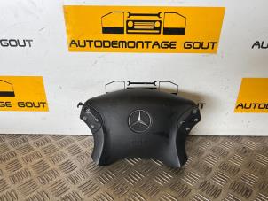 Używane Poduszka powietrzna lewa (kierownica) Mercedes C Combi (S203) 1.8 C-180K 16V Cena € 29,99 Procedura marży oferowane przez Autodemontage Gout