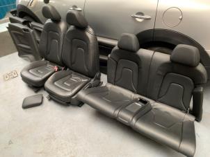 Używane Zestaw powlok (kompletny) Audi A5 Cabrio (8F7) 2.0 TFSI 16V Cena € 599,99 Procedura marży oferowane przez Autodemontage Gout