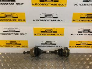 Usagé Arbre de transmission avant gauche Audi TT (8N3) 1.8 T 20V Quattro Prix € 49,99 Règlement à la marge proposé par Autodemontage Gout