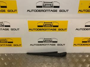 Used Rear wiper arm Toyota Aygo (B40) Price € 9,99 Margin scheme offered by Autodemontage Gout