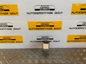 Używane Sterownik ukladu chlodzenia Mercedes SLK (R170) Cena € 29,99 Procedura marży oferowane przez Autodemontage Gout