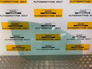 Usagé Vitre avant droite Volkswagen Golf V (1K1) Prix € 24,99 Règlement à la marge proposé par Autodemontage Gout