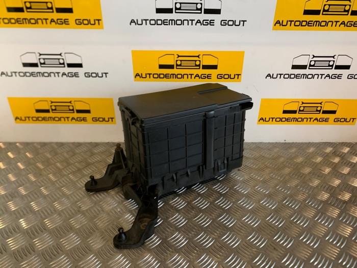 Begagnade Batterilåda Audi A3 Pris € 19,99 Marginaltabell erbjuds av Autodemontage Gout