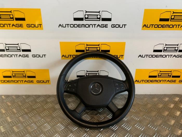 Używane Kierownica Mercedes B (W245) Cena € 89,99 Procedura marży oferowane przez Autodemontage Gout