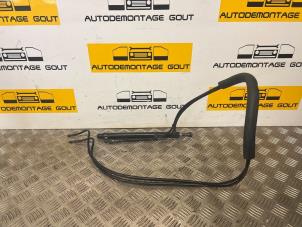 Used Convertible roof hydraulic line Audi TT Roadster (8N9) 1.8 T 20V Quattro Price € 149,99 Margin scheme offered by Autodemontage Gout