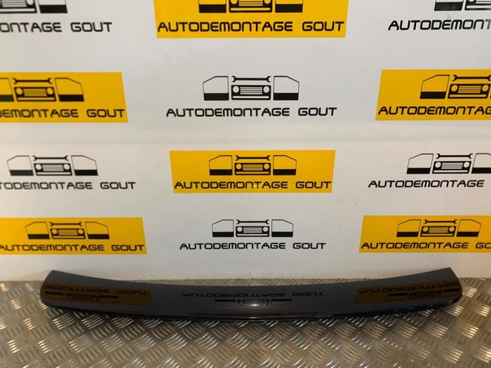 Używane Tylny spojler Audi TT (8N3) Cena € 89,99 Procedura marży oferowane przez Autodemontage Gout
