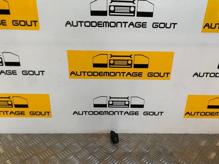 Usagé Commande start/stop Suzuki Swift (ZC/ZD) Prix € 19,99 Règlement à la marge proposé par Autodemontage Gout