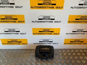 Used Radio Peugeot 108 1.0 12V Price € 39,99 Margin scheme offered by Autodemontage Gout