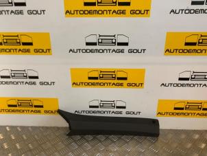 Used Trim strip, front right Mercedes SLK (R170) Price € 49,99 Margin scheme offered by Autodemontage Gout