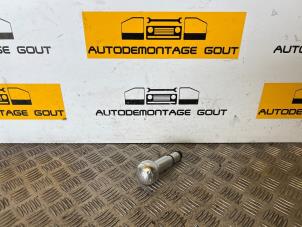Used Gear stick knob Audi TT (8N3) 1.8 20V Turbo Quattro Price € 74,99 Margin scheme offered by Autodemontage Gout