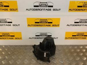 Used Heating and ventilation fan motor Volkswagen Transporter T5 Price € 59,99 Margin scheme offered by Autodemontage Gout