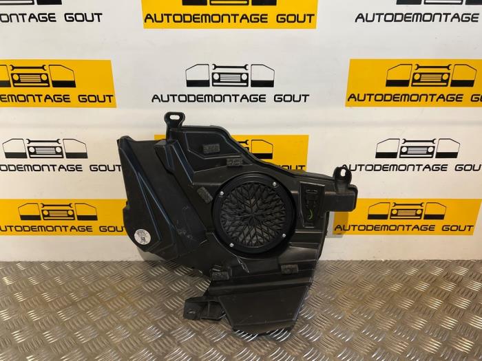 Używane Subwoofer Audi S5 Cabriolet (8F7) Cena € 139,99 Procedura marży oferowane przez Autodemontage Gout