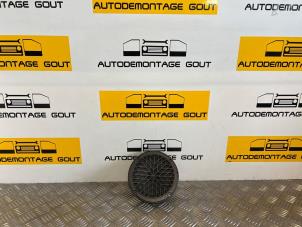 Used Subwoofer Audi A5 Cabrio (8F7) Price € 59,99 Margin scheme offered by Autodemontage Gout