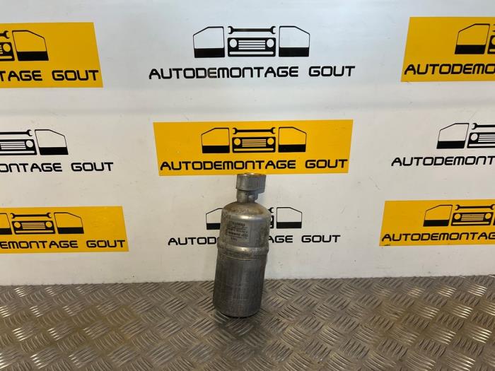 Usagé Déshydrateur clim Mercedes Citan (415.6) 1.5 109 CDI Prix € 19,99 Règlement à la marge proposé par Autodemontage Gout