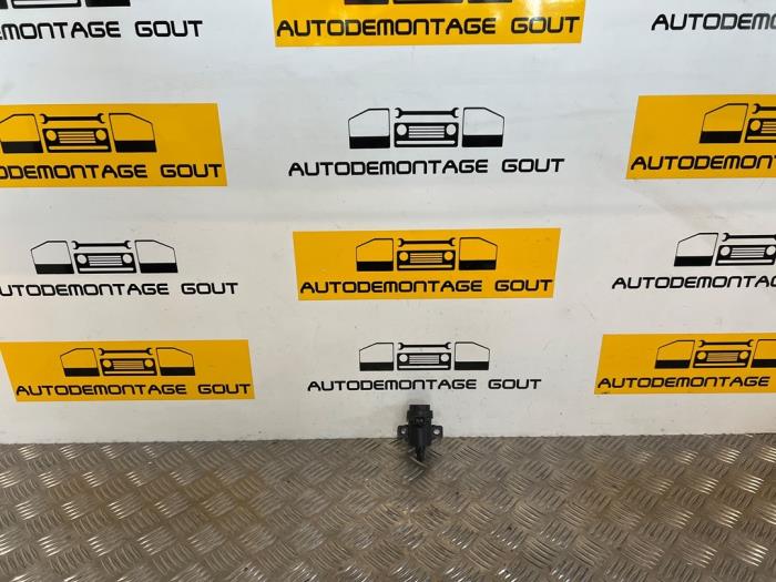 Usagé Régulateur pression turbo Opel Vivaro 1.9 DTI 16V Prix € 14,99 Règlement à la marge proposé par Autodemontage Gout