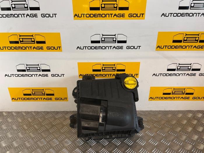Gebrauchte Luftfiltergehäuse Renault Trafic New (FL) 2.0 dCi 16V 90 Preis € 29,99 Margenregelung angeboten von Autodemontage Gout