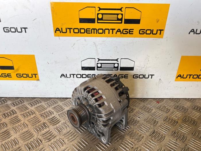 Usagé Dynamo Nissan Primastar 2.0 dCi 90 Prix € 39,99 Règlement à la marge proposé par Autodemontage Gout
