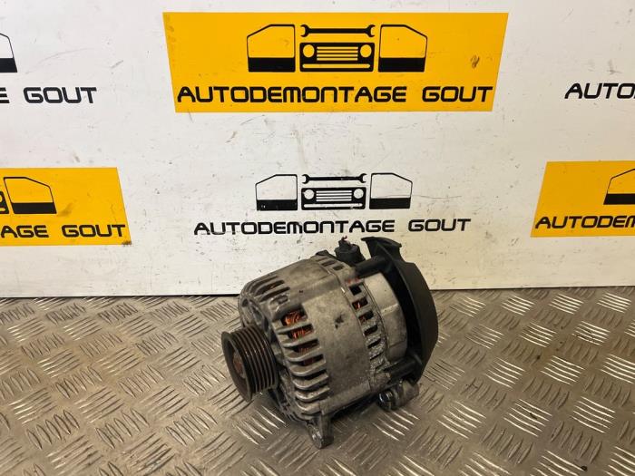 Gebrauchte Dynamo Ford Transit Connect 1.8 TDCi 90 Preis € 35,00 Margenregelung angeboten von Autodemontage Gout