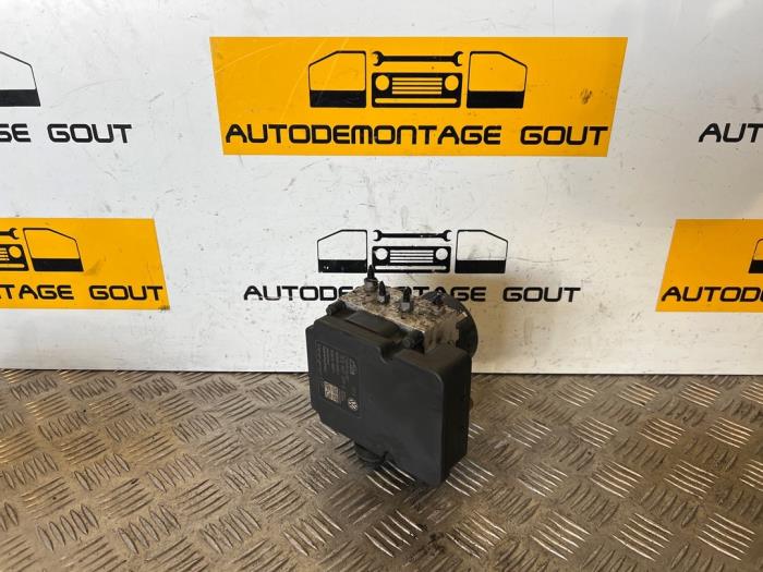 Bloc ABS Volkswagen Transporter T5, 2003 / 2015 2.0 TDI DRF, Camionnette , Diesel, 1.968cc, 75kW (102pk), FWD, CAAB, 2009-09 / 2015-08, 7E; 7F (Occasion)