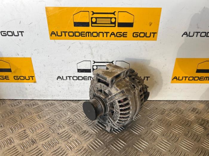 Usagé Dynamo Mercedes Vito (639.6) 2.2 109 CDI 16V Prix € 119,99 Règlement à la marge proposé par Autodemontage Gout
