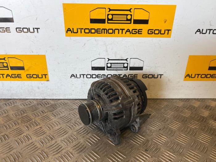 Usagé Dynamo Volkswagen Transporter T5 1.9 TDi Prix € 24,99 Règlement à la marge proposé par Autodemontage Gout