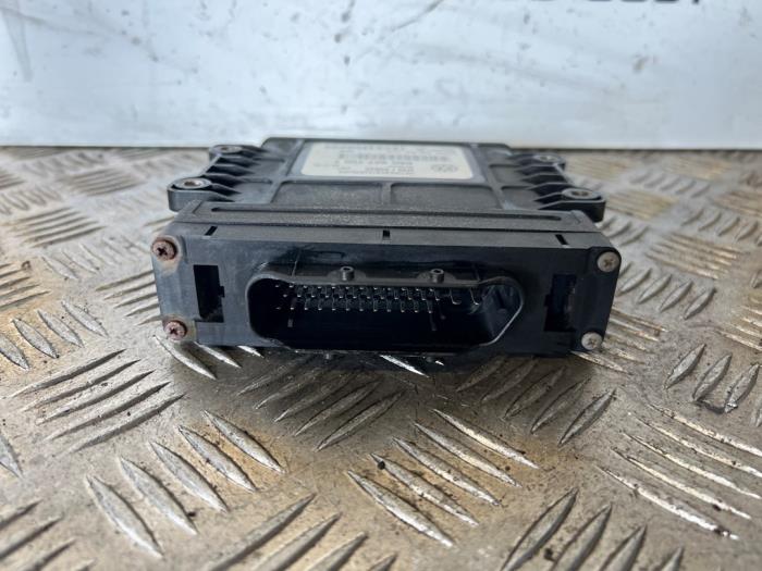Automatic gearbox computer from a Volkswagen Passat Variant (3C5) 2.0 FSI 16V 2006