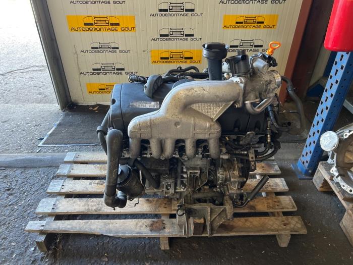 Engine Volkswagen Transporter T5 2.5 TDi - BNZ