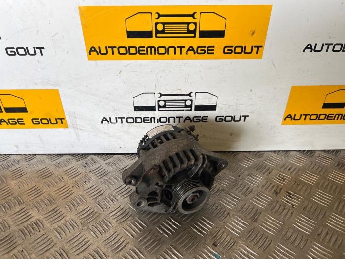 Begagnade Dynamo Peugeot 107 1.0 12V Pris € 29,99 Marginaltabell erbjuds av Autodemontage Gout