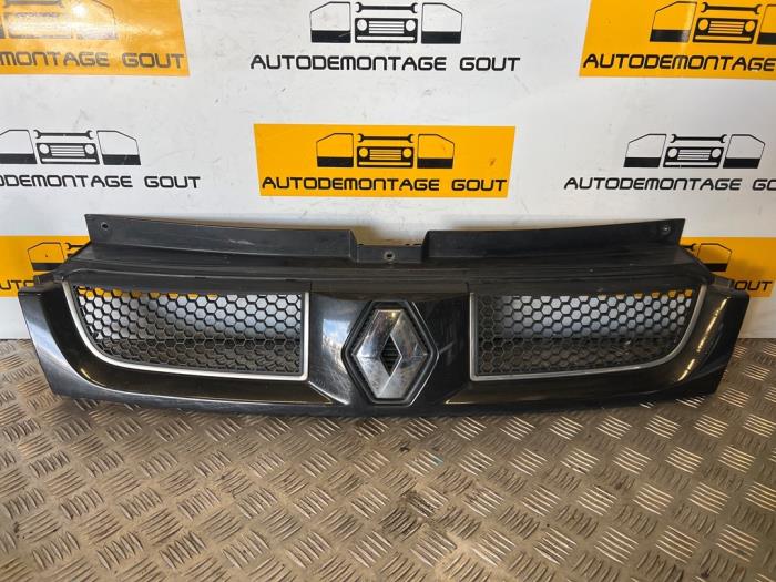 Begagnade Grill Renault Trafic New (FL) 2.5 dCi 16V 135 Pris € 19,99 Marginaltabell erbjuds av Autodemontage Gout