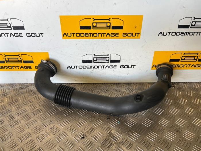 Gebrauchte Intercooler Rohr Renault Trafic New (FL) 2.5 dCi 16V 135 Preis € 24,99 Margenregelung angeboten von Autodemontage Gout