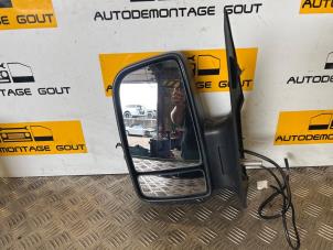 Used Wing mirror, left Volkswagen Crafter 2.0 TDI 16V Price € 75,00 Margin scheme offered by Autodemontage Gout