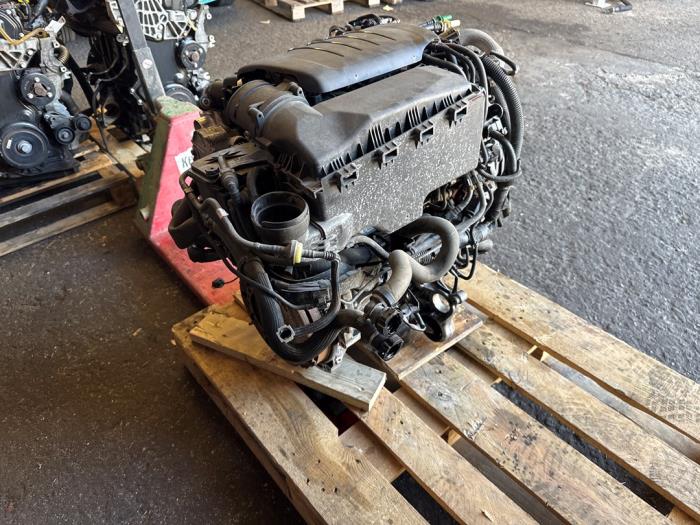 Motor van een Peugeot Partner (GC/GF/GG/GJ/GK) 1.6 HDI 90 16V 2010