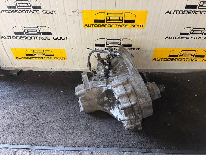 Usagé Boîte de vitesse Volkswagen Transporter T4 2.5 TDI Prix € 499,99 Règlement à la marge proposé par Autodemontage Gout