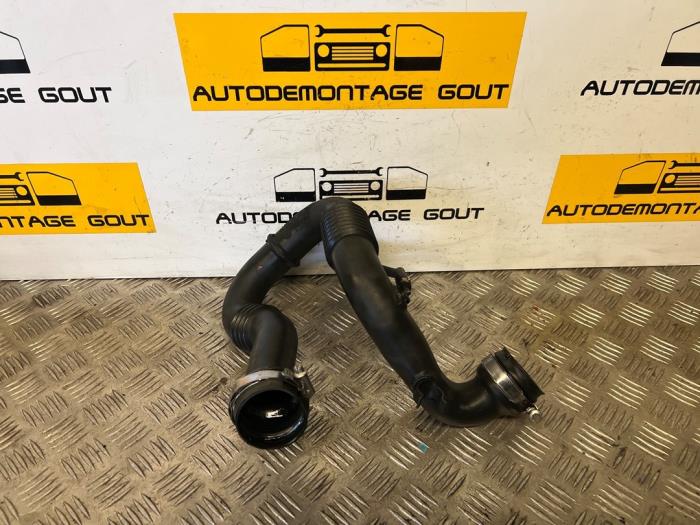 Gebrauchte Intercooler Rohr Opel Vivaro 2.0 CDTI Preis € 85,00 Margenregelung angeboten von Autodemontage Gout
