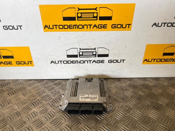 Used Engine management computer Nissan Primastar 2.0 dCi 120 Price € 109,99 Margin scheme offered by Autodemontage Gout