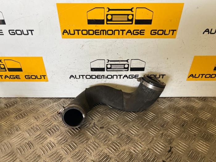 Usagé Tuyau intercooler Ford Transit Custom 2.2 TDCi 16V Prix € 19,99 Règlement à la marge proposé par Autodemontage Gout
