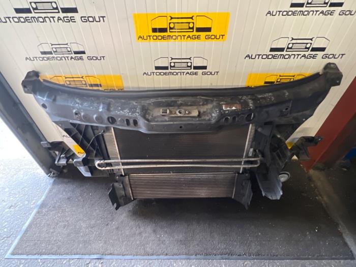 Begagnade Front Mercedes Sprinter 3,5t (906.63) 315 CDI 16V Pris € 139,99 Marginaltabell erbjuds av Autodemontage Gout