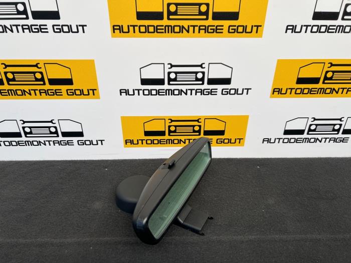 Używane Lusterko wewnetrzne Volkswagen Crafter 2.5 TDI 30/32/35/46/50 Cena € 29,99 Procedura marży oferowane przez Autodemontage Gout