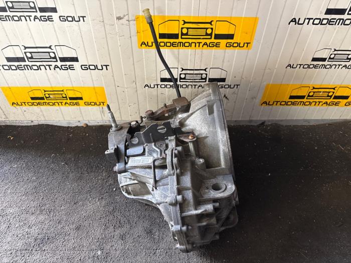 Gebrauchte Getriebe Opel Vivaro 2.0 CDTI Preis € 699,99 Margenregelung angeboten von Autodemontage Gout